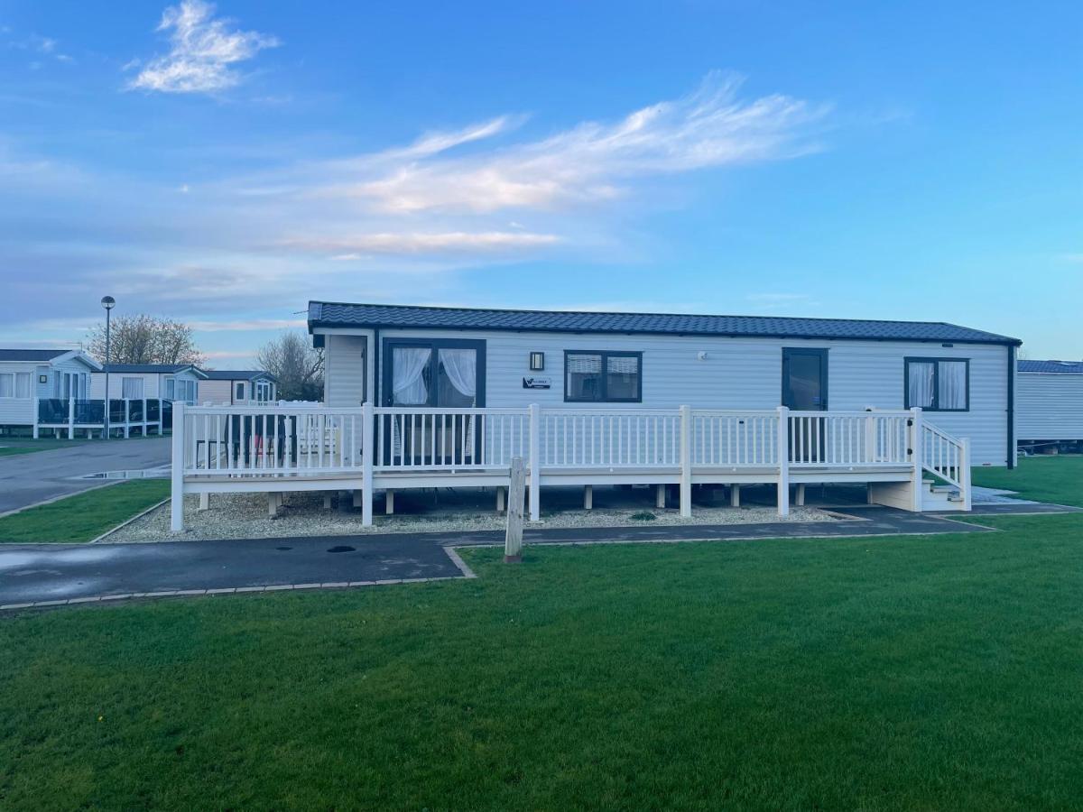 Golden Sands Retreat Hotel Mablethorpe Exterior foto